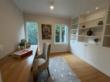 Kitchen Island Photo of 4468 Stone Crescent, West Vancouver, BC