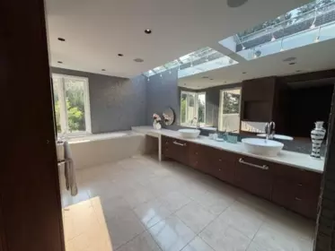 Powder Room Photo of 4468 Stone Crescent, West Vancouver, BC
