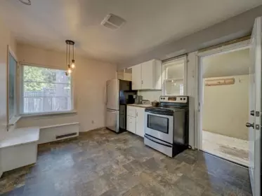 Primary Bedroom Photo of 5724 Porpoise Bay Road, Sechelt, BC