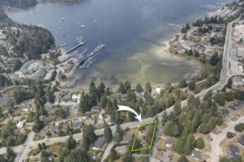 5724 Porpoise Bay Road, Sechelt, BC