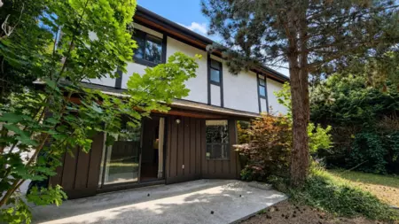Outdoor Kitchen Photo of 10179 Lawson Drive, Richmond, BC