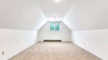 Swimming Pool Photo of 10179 Lawson Drive, Richmond, BC
