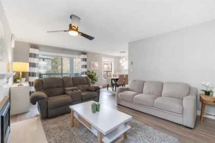 Living Room Photo of 205 1473 Blackwood Street, White Rock, BC