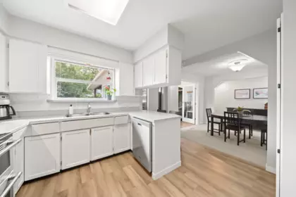 Breakfast Nook Photo of 23232 Francis Avenue, Langley, BC