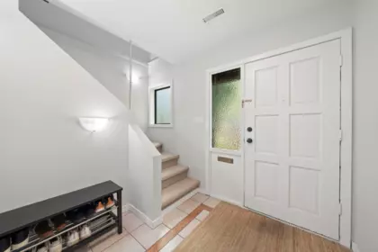 Mudroom Photo of 23232 Francis Avenue, Langley, BC