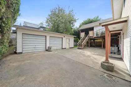 Outdoor Kitchen Photo of 23232 Francis Avenue, Langley, BC