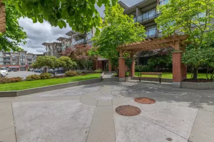 114 33539 Holland Avenue, Abbotsford, BC, Abbotsford — Apartment/Condo for sale