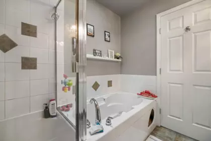 Mudroom Photo of 17 16655 64 Avenue, Surrey, BC