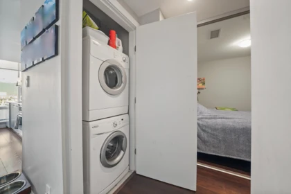 Primary Bedroom Photo of 1915 1618 Quebec Street, Vancouver, BC