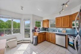 313 12 K De K Court, New Westminster, BC