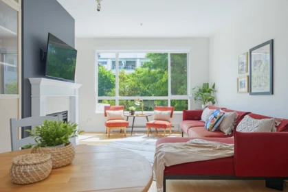 Breakfast Nook Photo of 229 5735 Hampton Place, Vancouver, BC