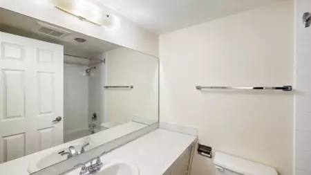 Laundry Room Photo of 1105 1251 Cardero Street, Vancouver, BC