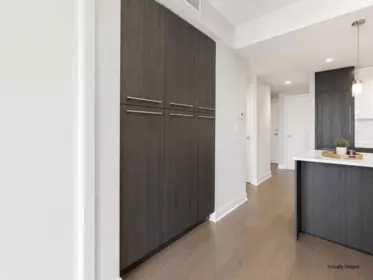 Kitchen Island Photo of 303 677 W 41st Avenue, Vancouver, BC