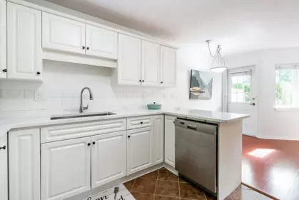 Breakfast Nook Photo of 2 15099 28 Avenue, Surrey, BC