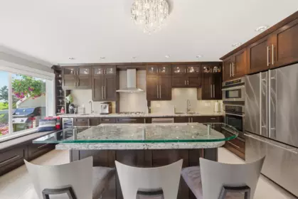 Kitchen Photo of 38 72 Jamieson Court, New Westminster, BC