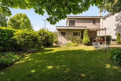 Kitchen Photo of 696 W 27th Avenue, Vancouver, BC