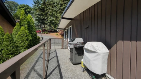 Front Yard Photo of 1781 View Street, Port Moody, BC