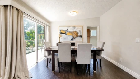Kitchen Island Photo of 1781 View Street, Port Moody, BC