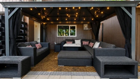 Swimming Pool Photo of 1781 View Street, Port Moody, BC