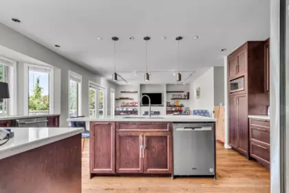 Breakfast Nook Photo of 23547 108 Avenue, Maple Ridge, BC