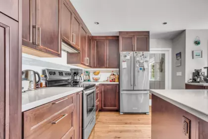Kitchen Photo of 23547 108 Avenue, Maple Ridge, BC