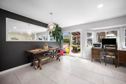 Kitchen Island Photo of 12462 231a Street, Maple Ridge, BC