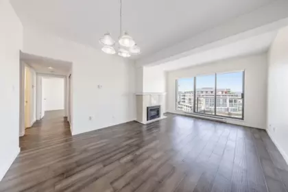 Living Room Photo of 1505 8248 Lansdowne Road, Richmond, BC