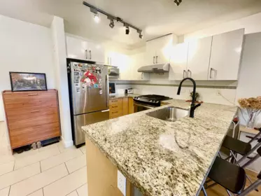 301 8600 Park Road, Richmond, BC, Richmond — Apartment/Condo for sale