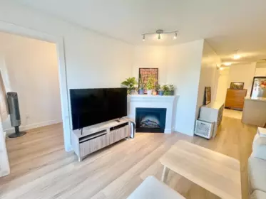 301 8600 Park Road, Richmond, BC, Richmond — Apartment/Condo for sale