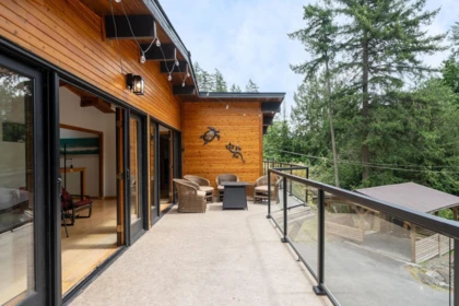 1222 Miller Road, Bowen Island, BC, Bowen Island — Single Family Residence for sale