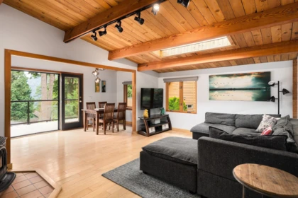 Kitchen Photo of 1222 Miller Road, Bowen Island, BC
