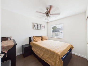 Bedroom 4 Photo of 8 6700 Rumble Street, Burnaby, BC