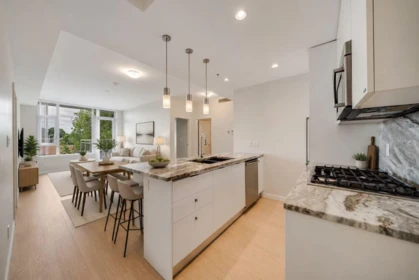 Kitchen Island Photo of 704 2565 Maple Street, Vancouver, BC