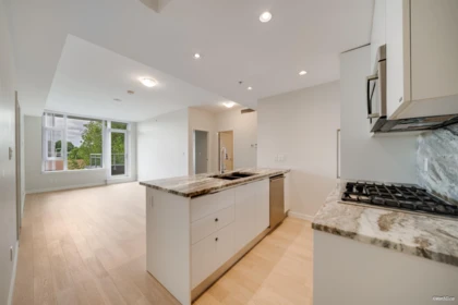 Kitchen Photo of 704 2565 Maple Street, Vancouver, BC