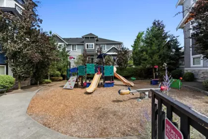 Swimming Pool Photo of 23 20856 76 Avenue, Langley, BC