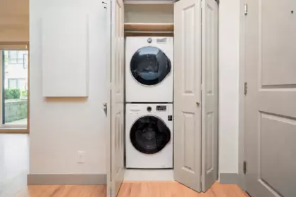 Walk-In Closet Photo of 210 6968 Royal Oak Avenue, Burnaby, BC