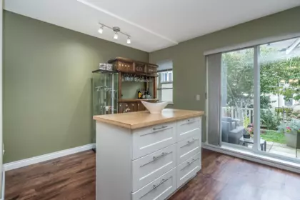 Kitchen Photo of 33 20875 80 Avenue, Langley, BC