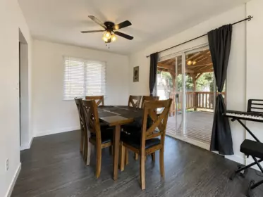 Breakfast Nook Photo of 7912 Burdock Street, Mission, BC