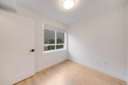 Dining Area Photo of 7 16358 23a Avenue, Surrey, BC