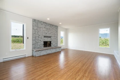 Kitchen Island Photo of 14017 Hale Road, Pitt Meadows, BC