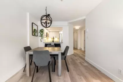 Kitchen Island Photo of 101 525 Agnes Street, New Westminster, BC