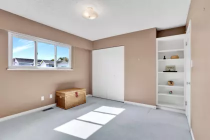 Basement Recreation Room Photo of 2412 E 40th Avenue, Vancouver, BC