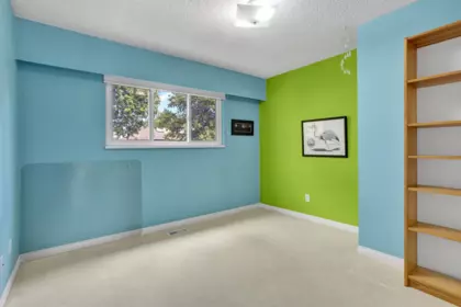 Laundry Room Photo of 2412 E 40th Avenue, Vancouver, BC