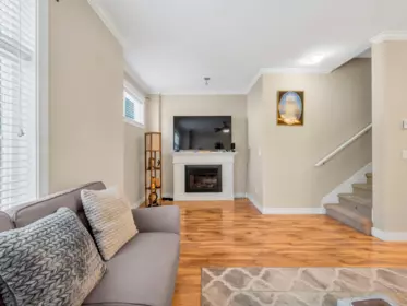 Kitchen Photo of 38 9405 121 Street, Surrey, BC