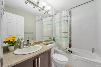 Mudroom Photo of 38 9405 121 Street, Surrey, BC