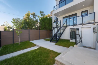 Garden / Landscaping Photo of 3579 W 19th Avenue, Vancouver, BC