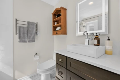 Laundry Room Photo of 34088 York Avenue, Mission, BC