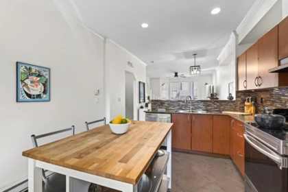 Kitchen Island Photo of 3 16772 61 Avenue, Surrey, BC