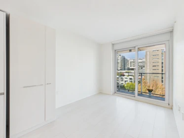 Dining Area Photo of 605 180 E 2nd Avenue, Vancouver, BC