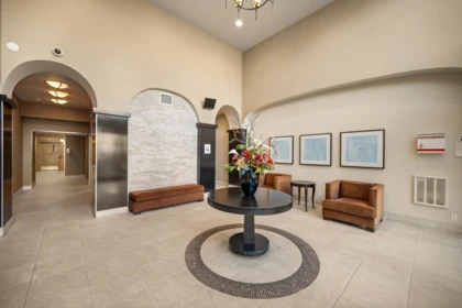 Hallway Photo of 2603 280 Ross Drive, New Westminster, BC